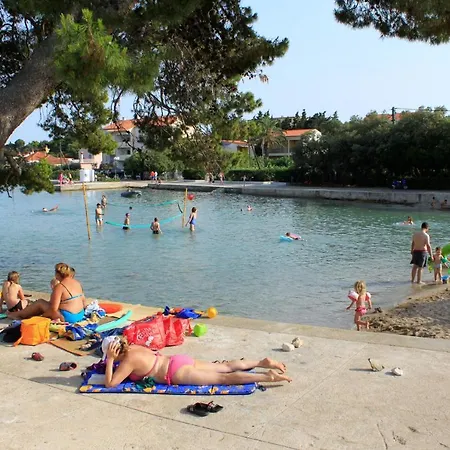 公寓 With Parking Space - 19234 乌格连